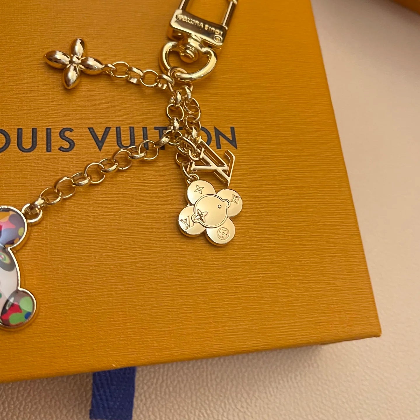 LV KEYCHAIN