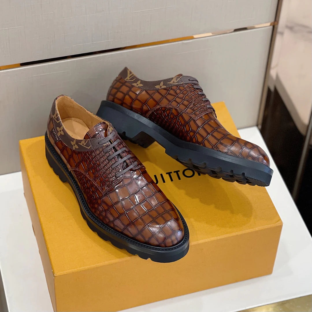 LV LOAFER