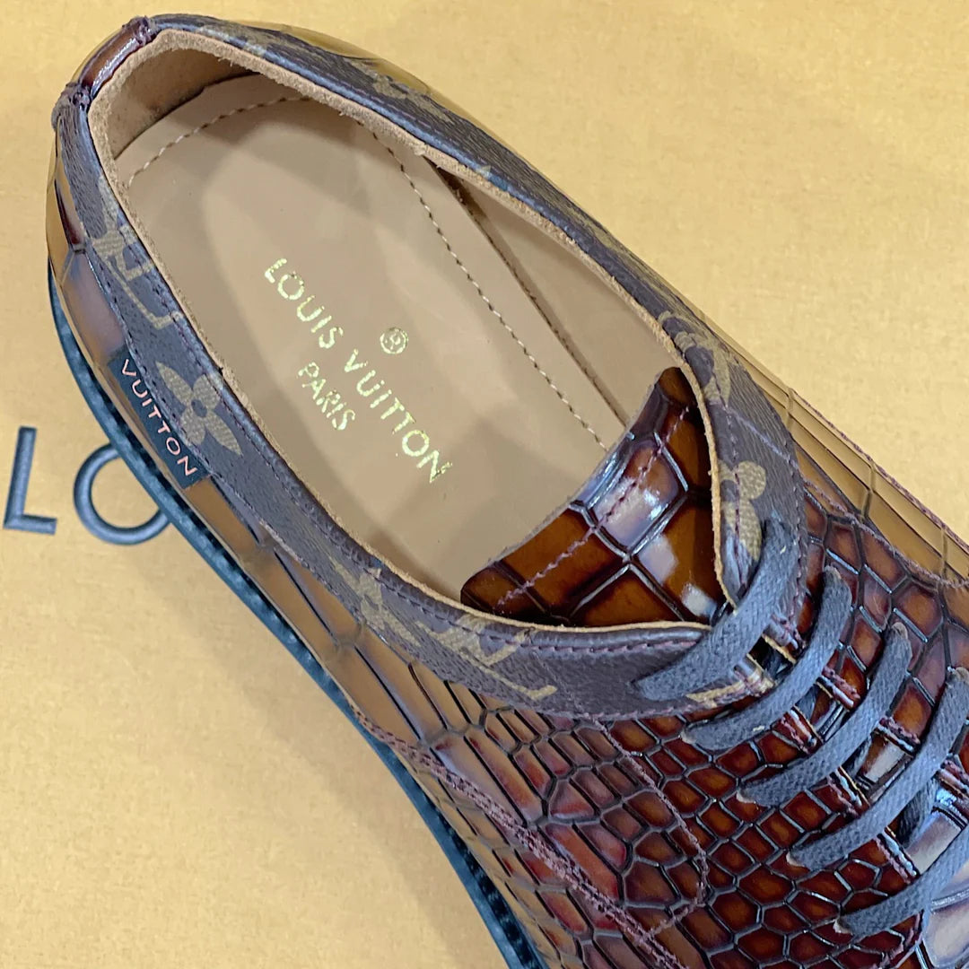 LV LOAFER