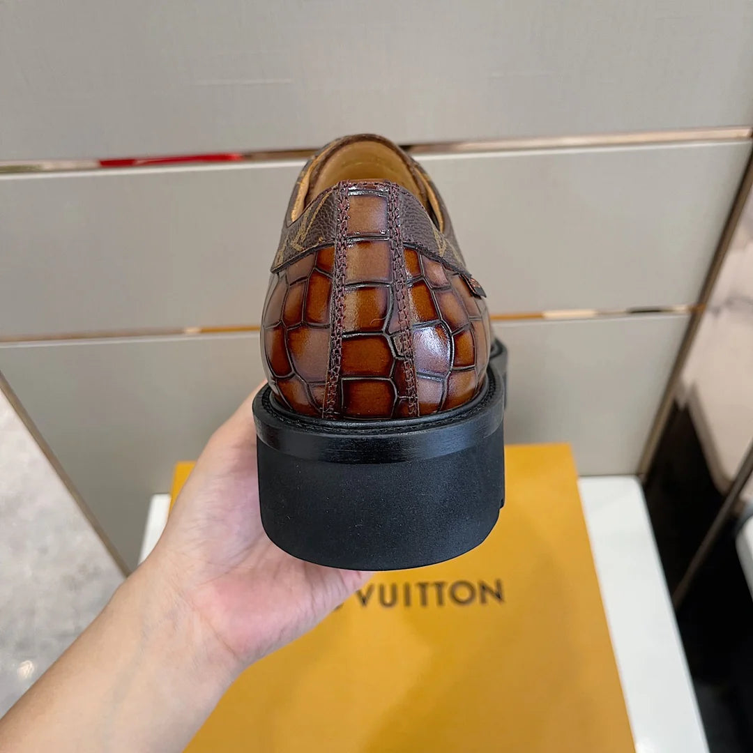LV LOAFER
