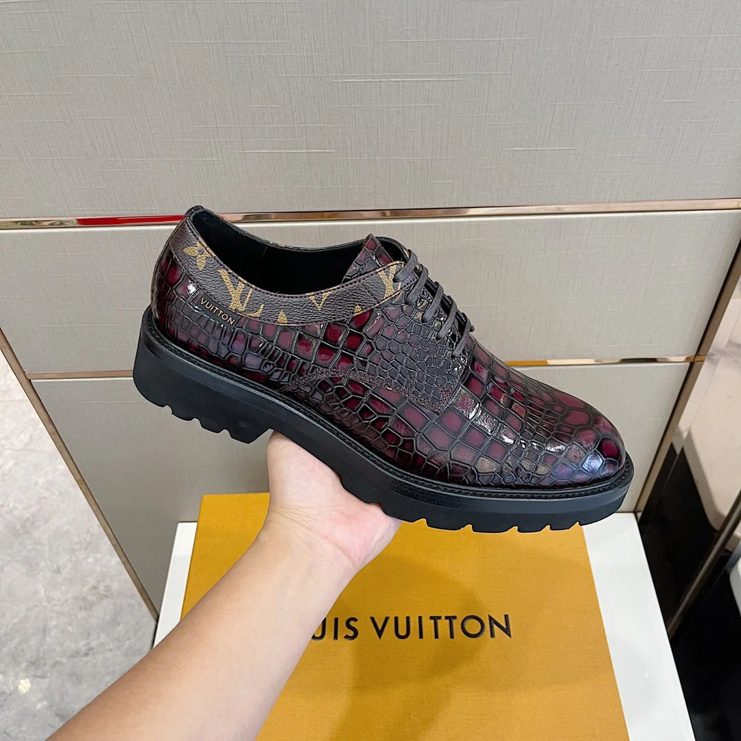 LV LOAFER