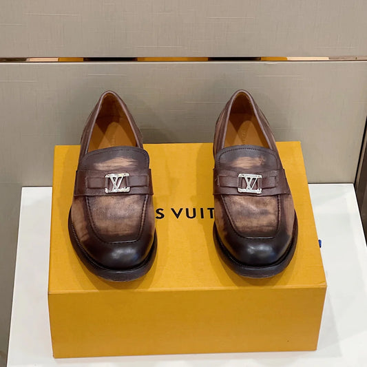 LV LOAFER