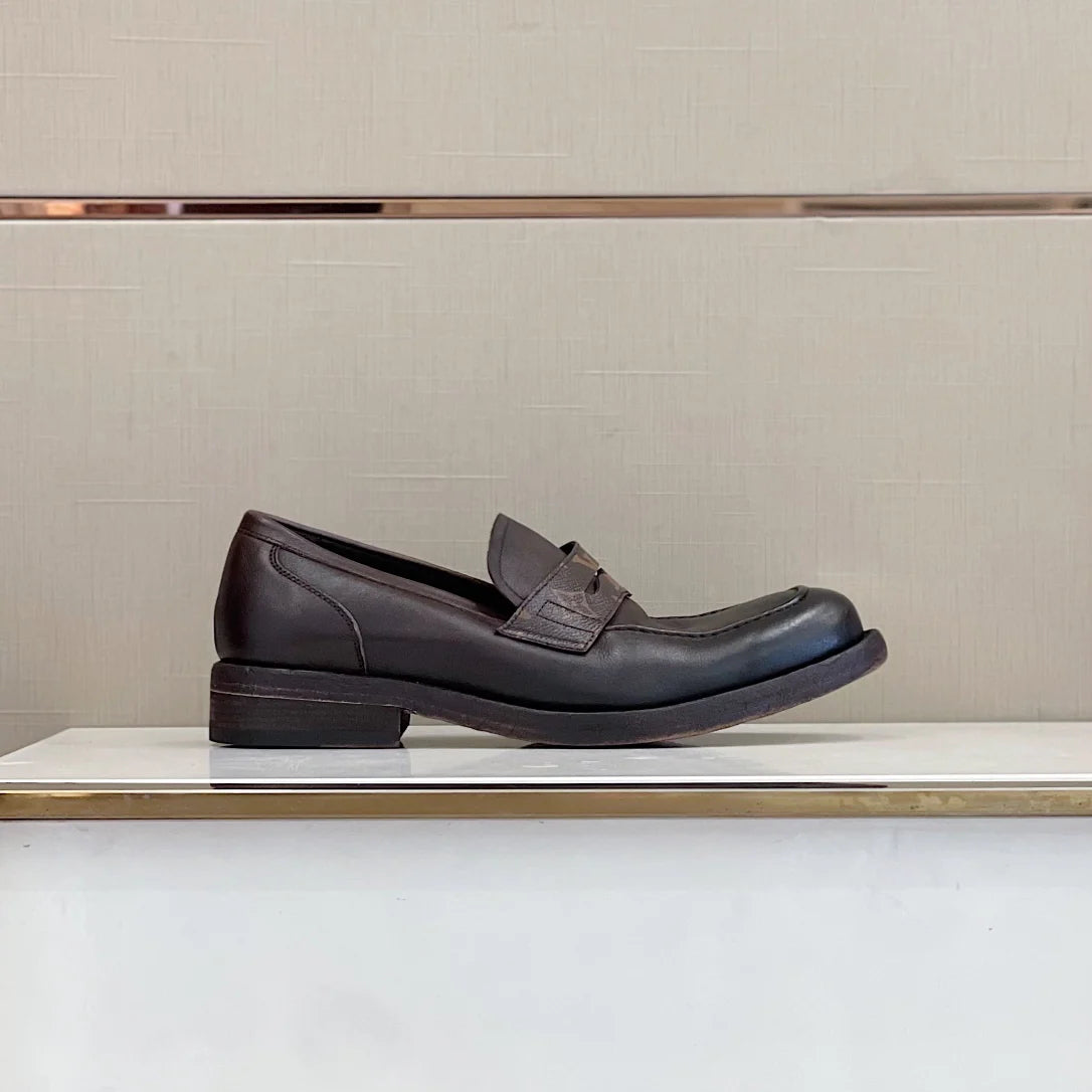 LV LOAFER