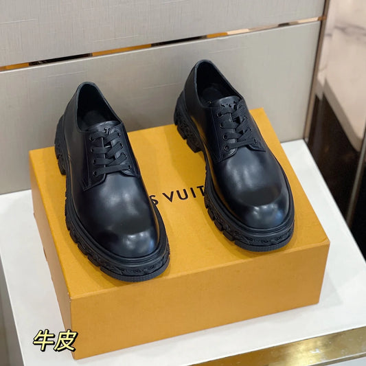 LV LOAFER