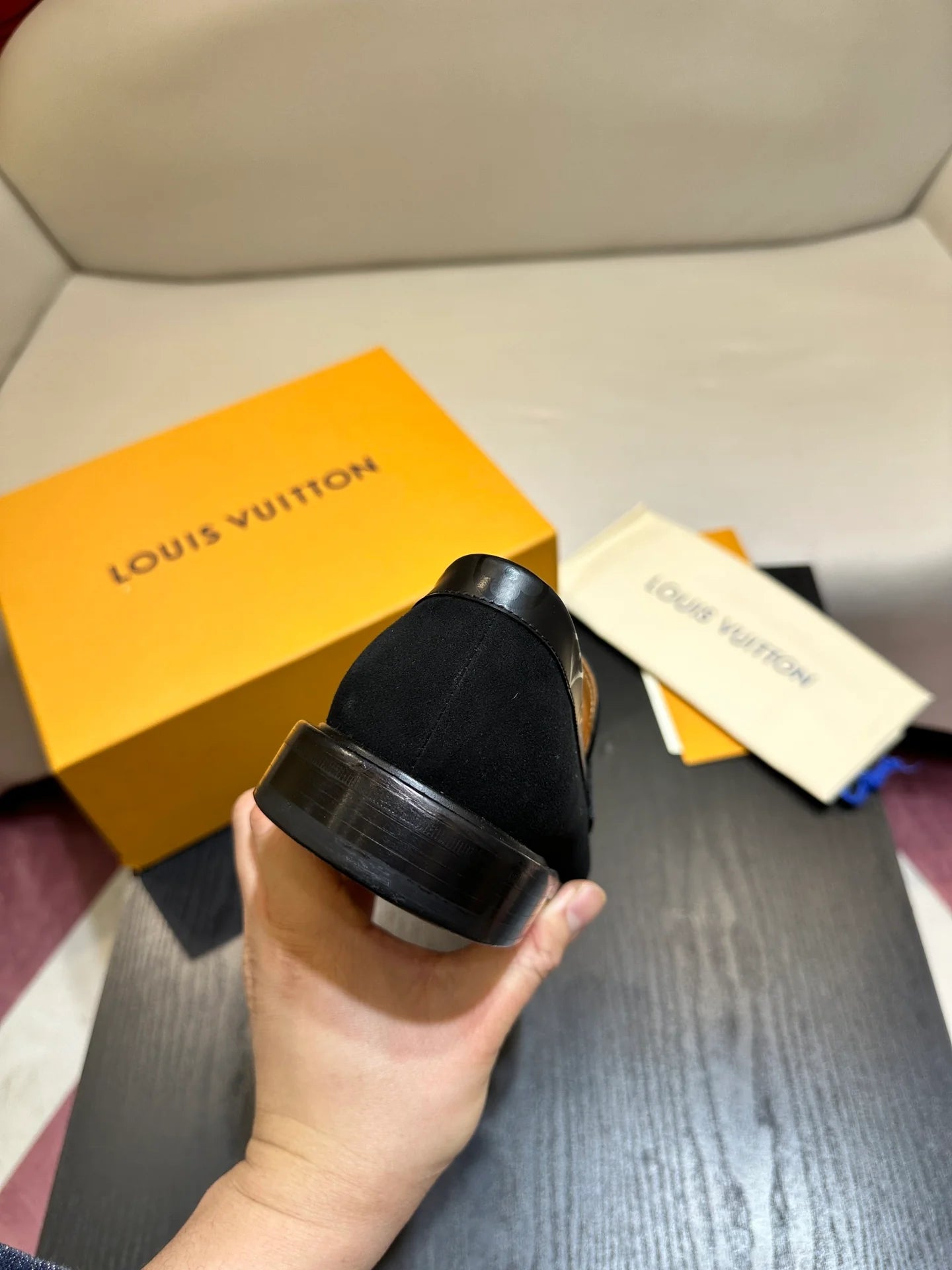 LV LOAFER