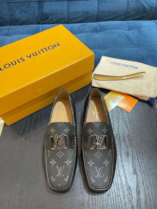 LV LOAFER