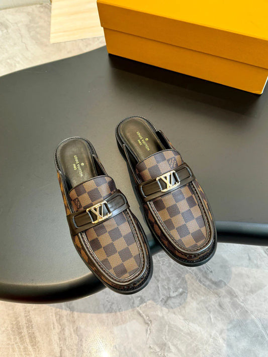 LV LOAFER