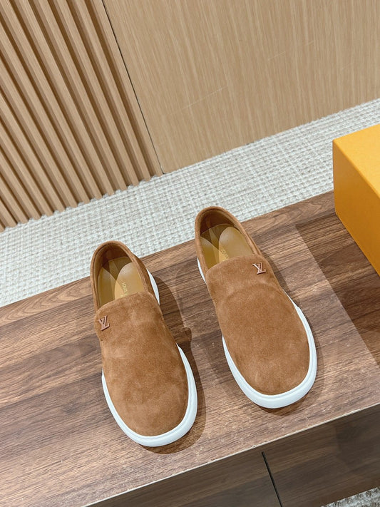 LV LOAFER