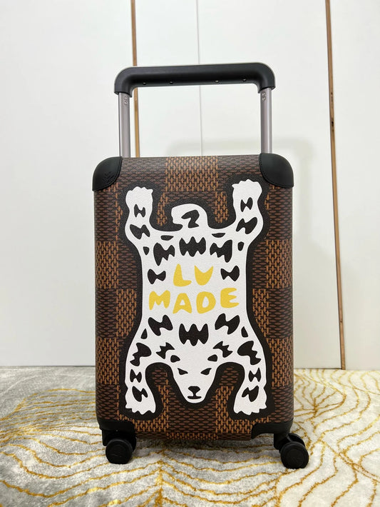 LV LUGGAGE