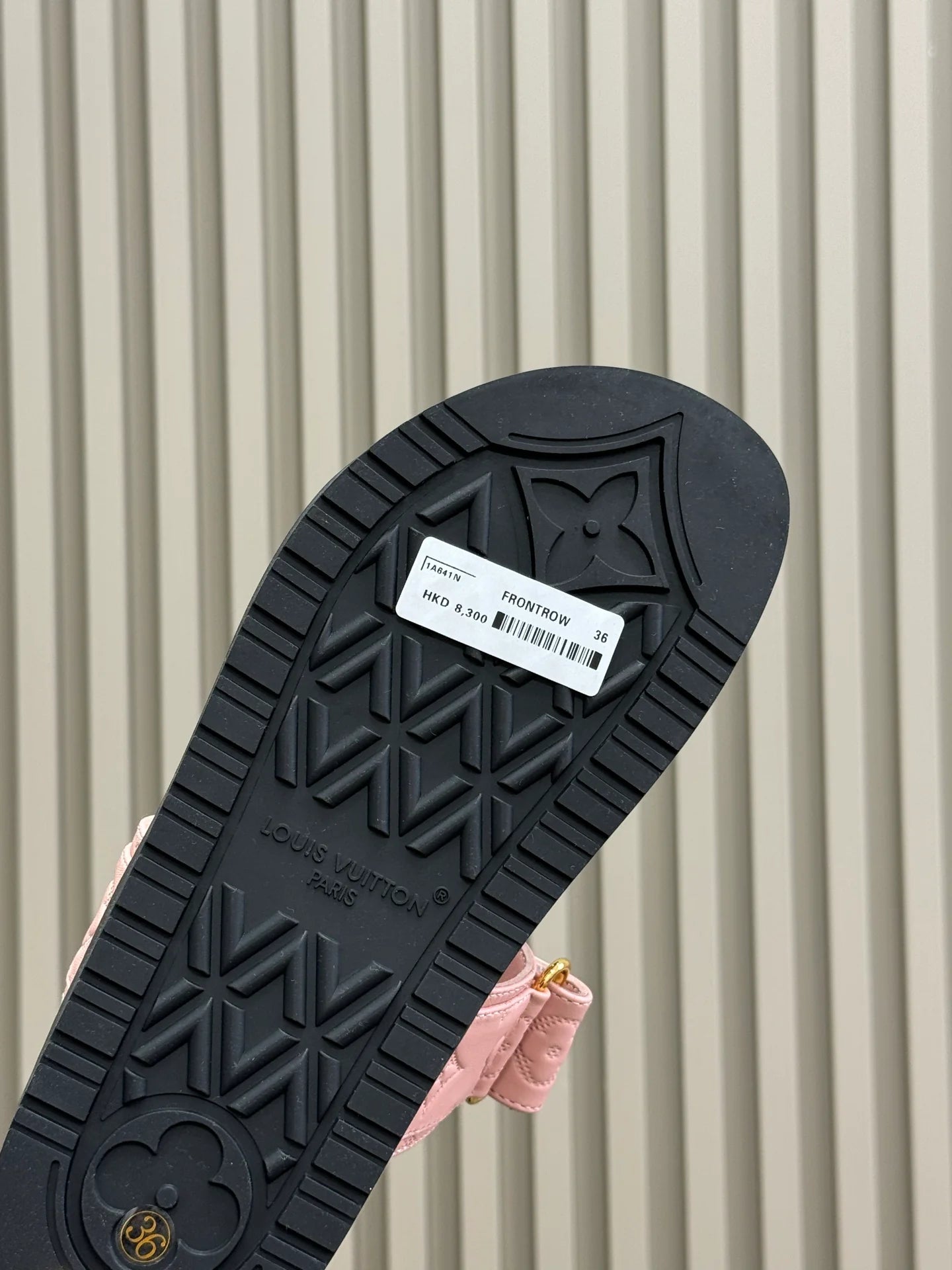 LV SANDAL