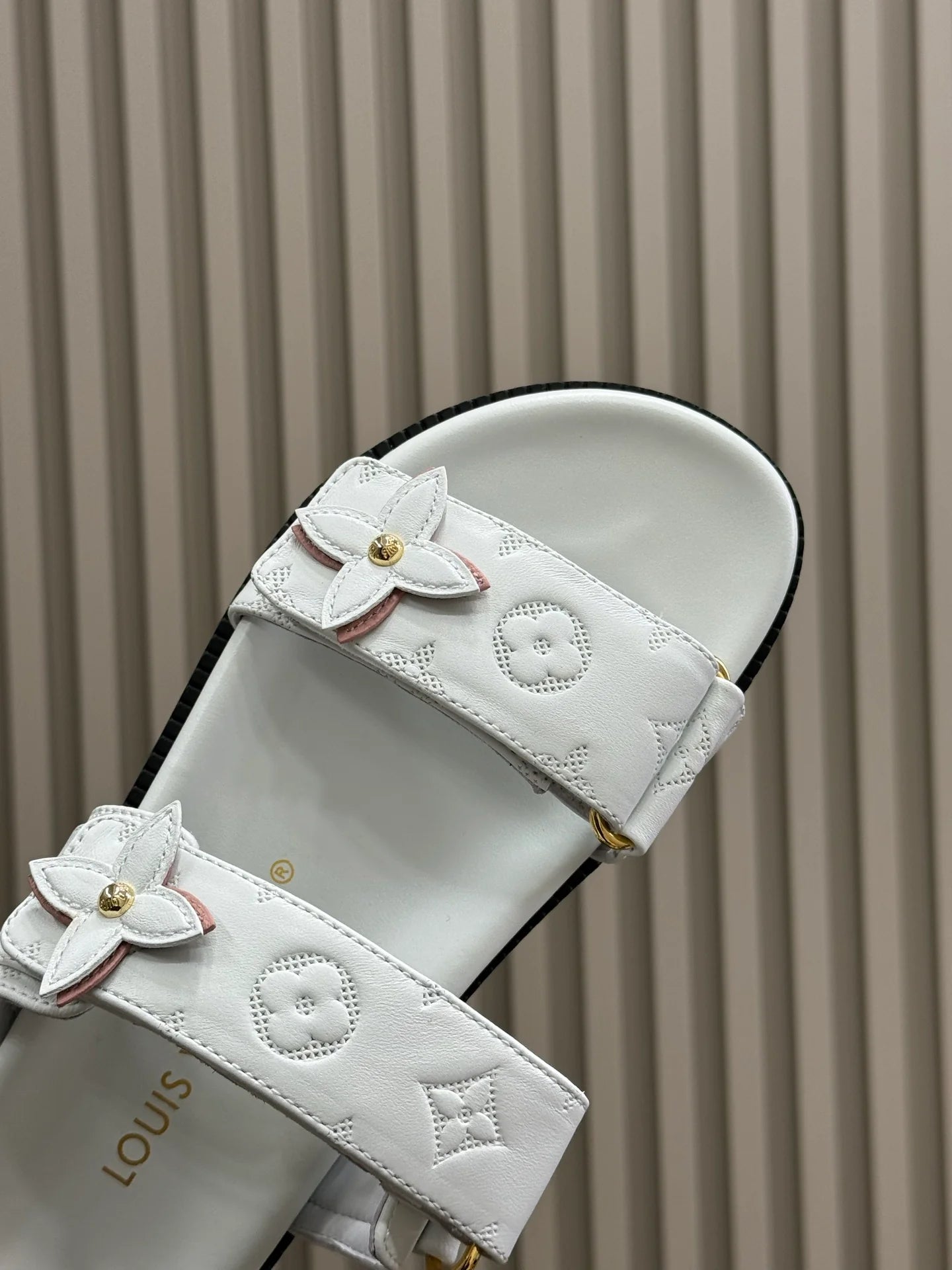 LV SANDAL