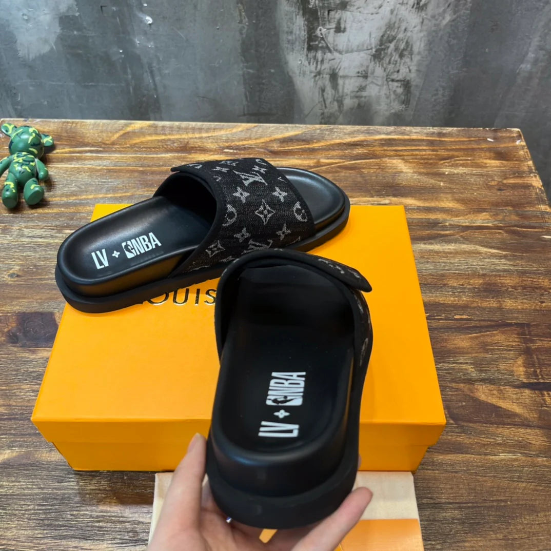 LV SANDAL