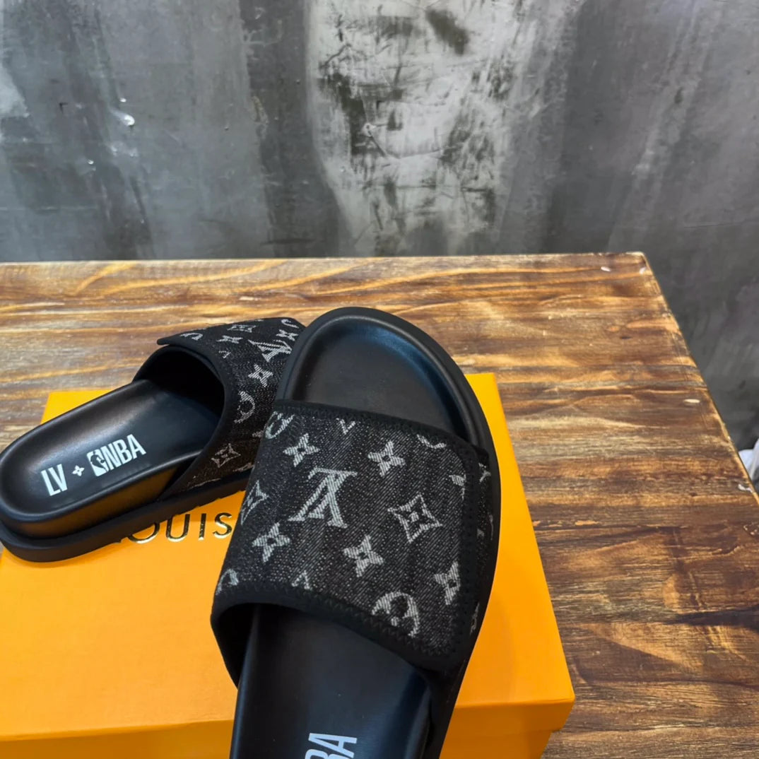 LV SANDAL
