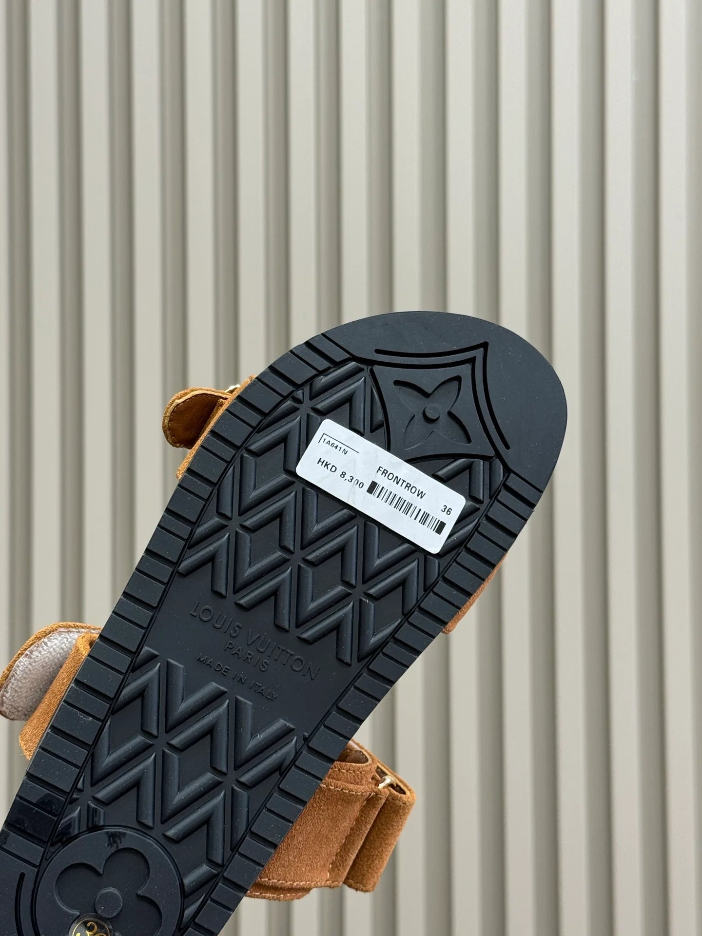 LV SANDAL