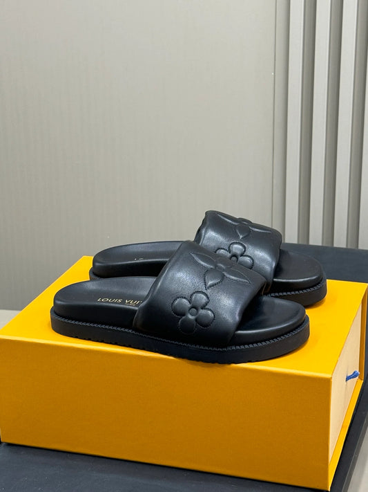 LV SANDAL