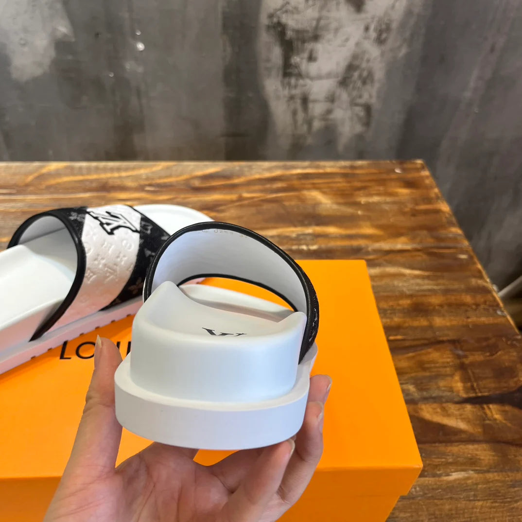 LV SANDAL