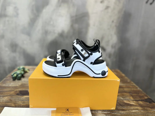 LV SANDAL