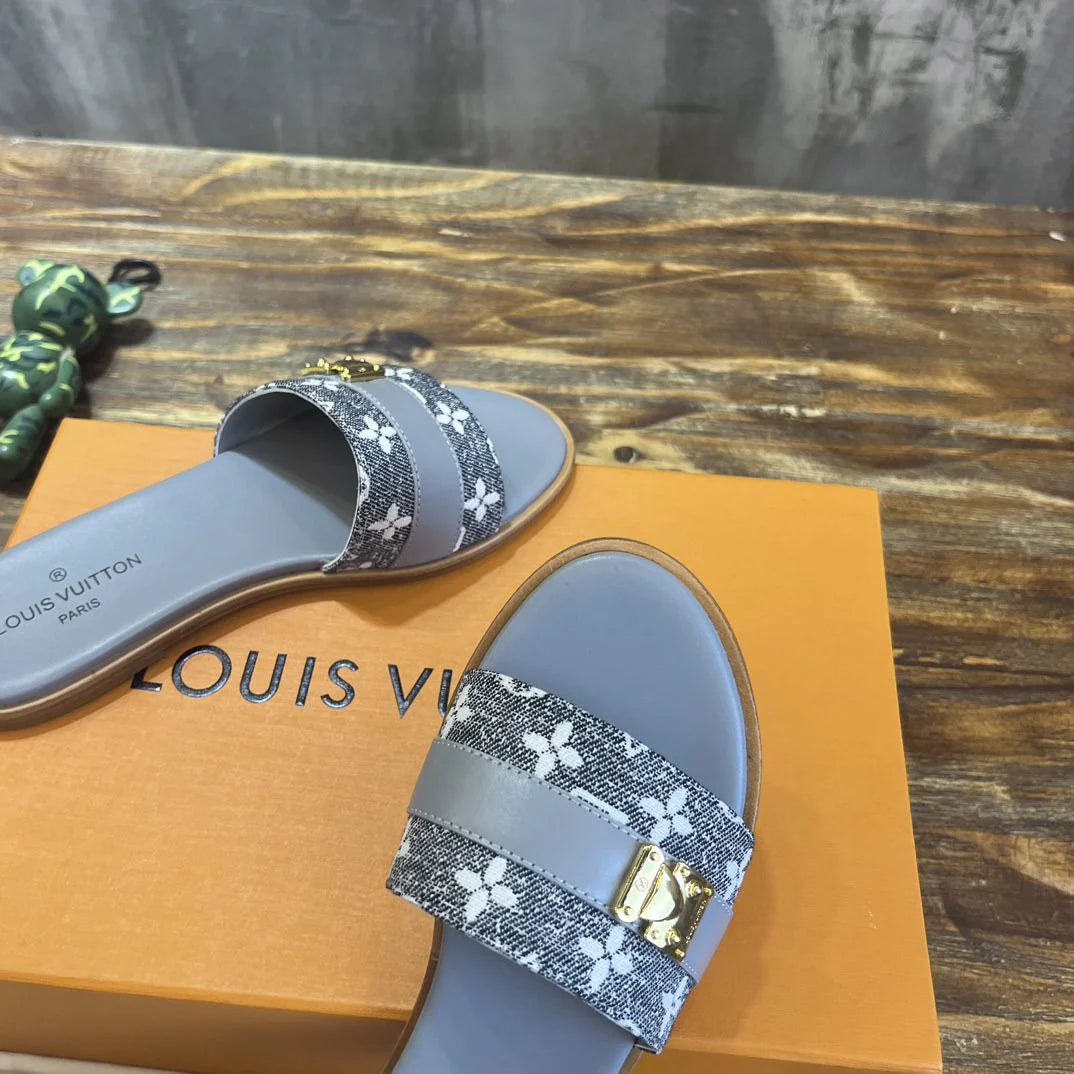LV SANDAL
