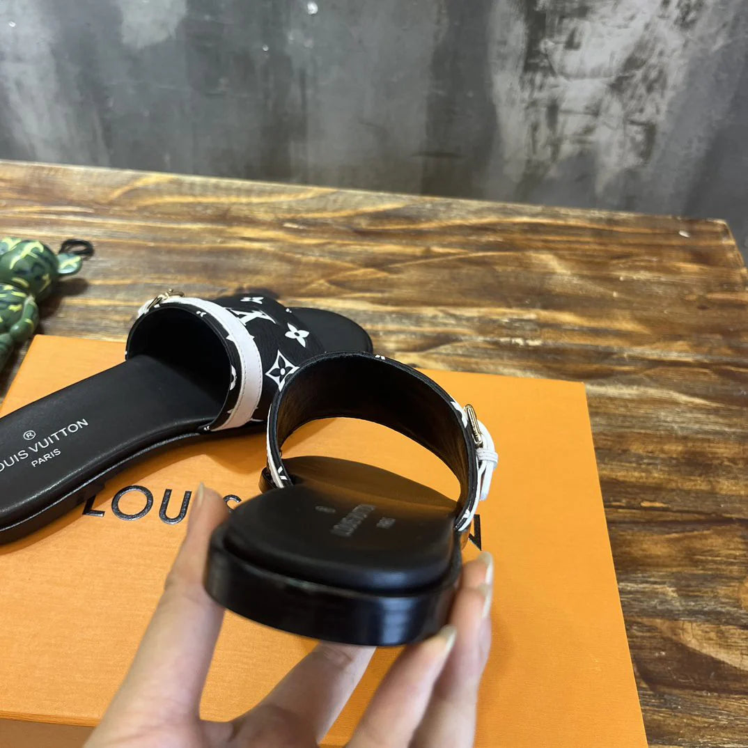 LV SANDAL
