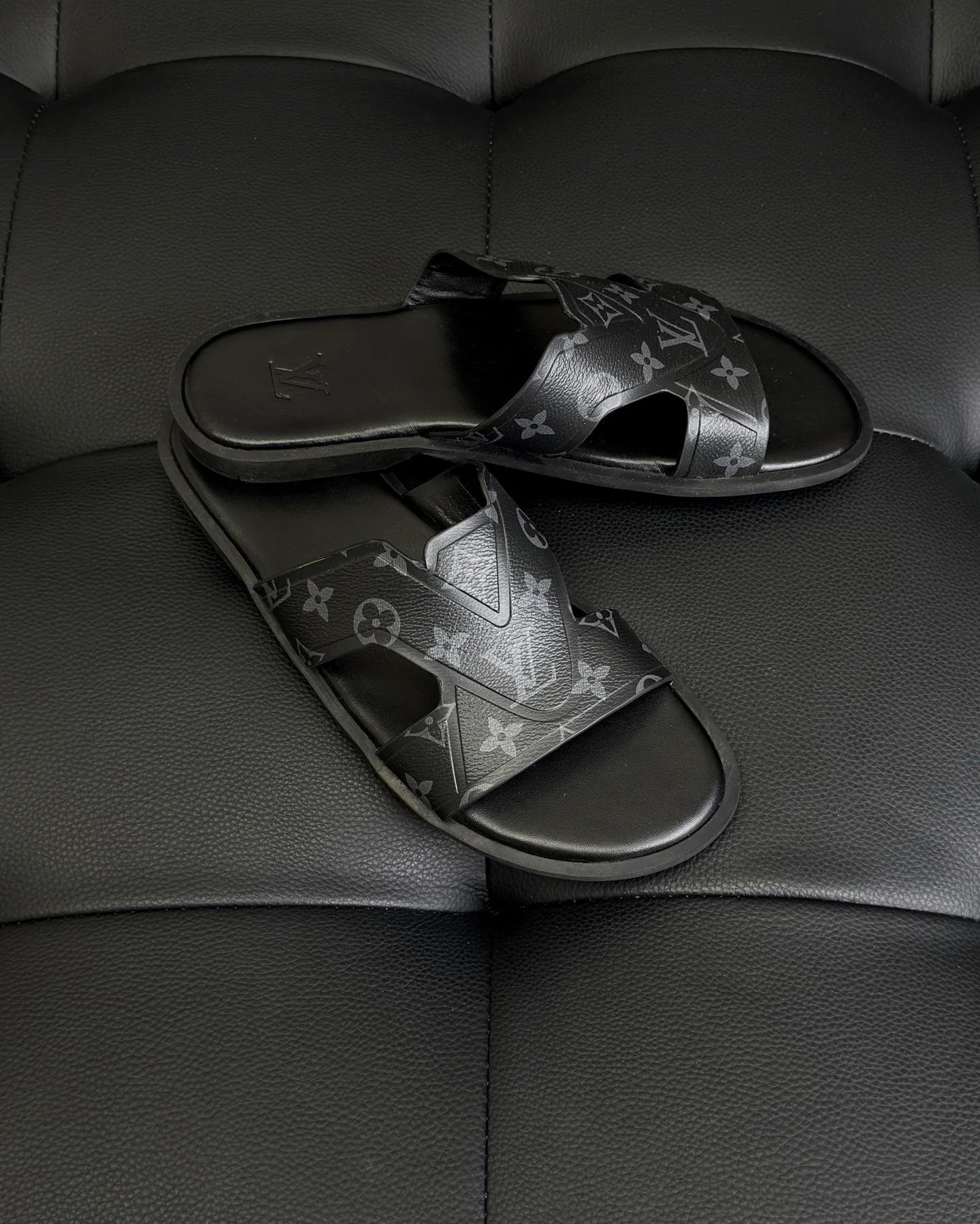 LV SANDAL