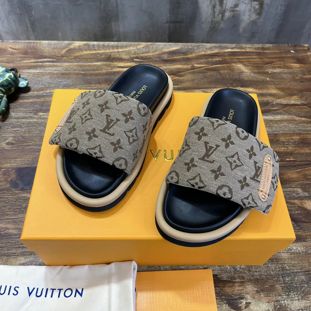 LV SANDAL