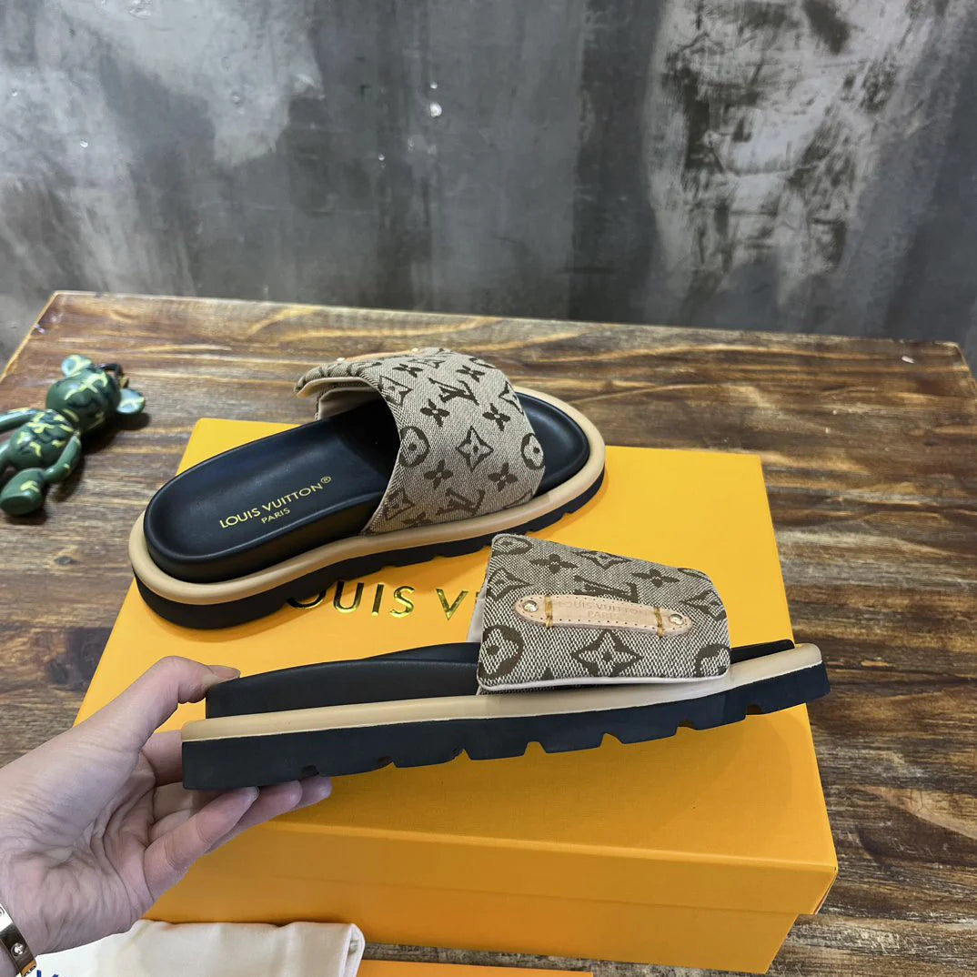 LV SANDAL