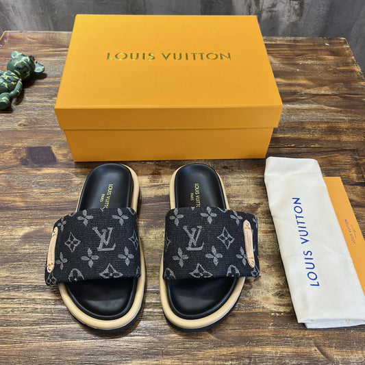 LV SANDAL