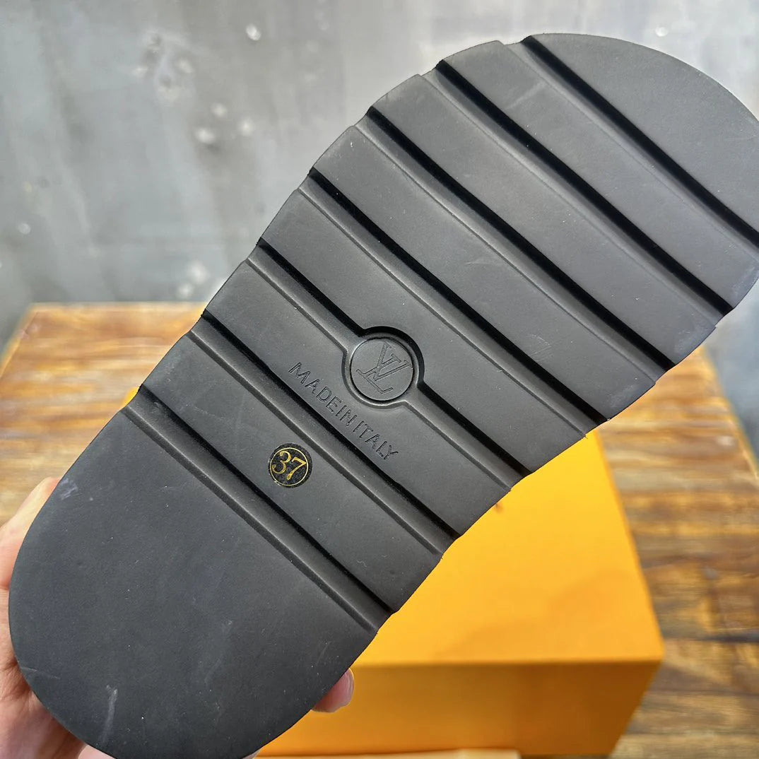 LV SANDAL