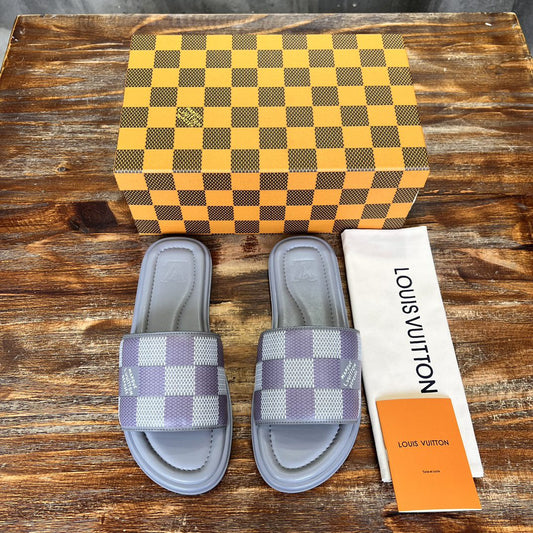 LV SANDAL