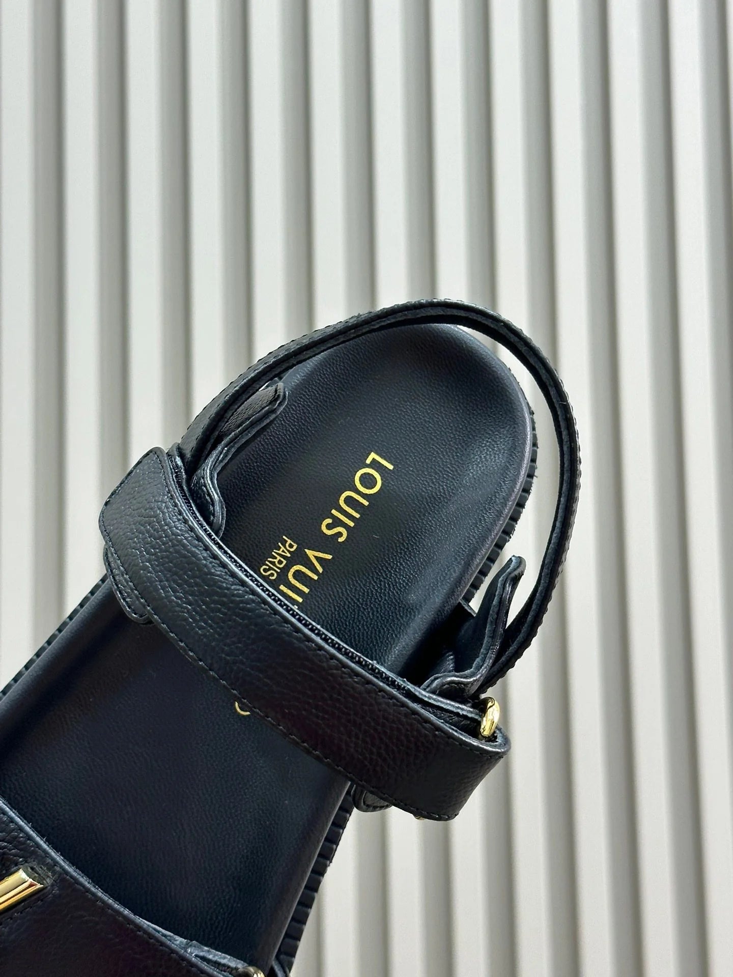 LV SANDAL