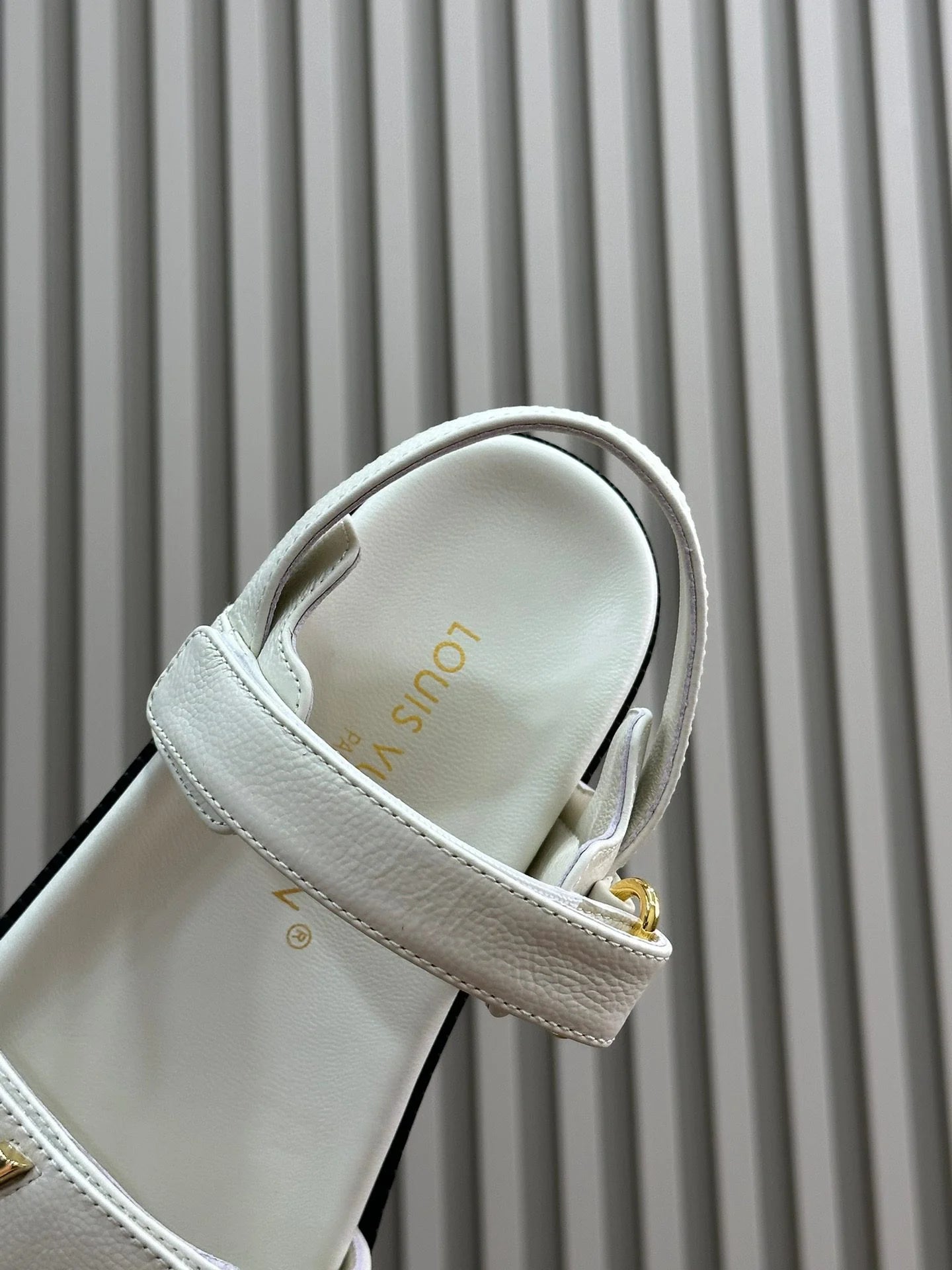 LV SANDAL