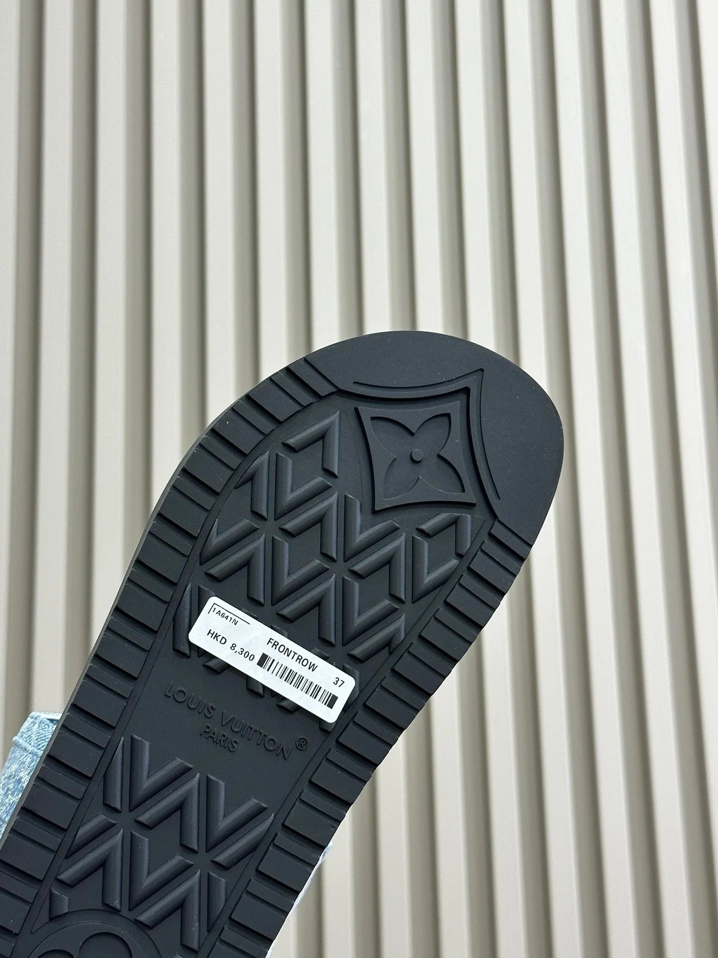 LV SANDAL