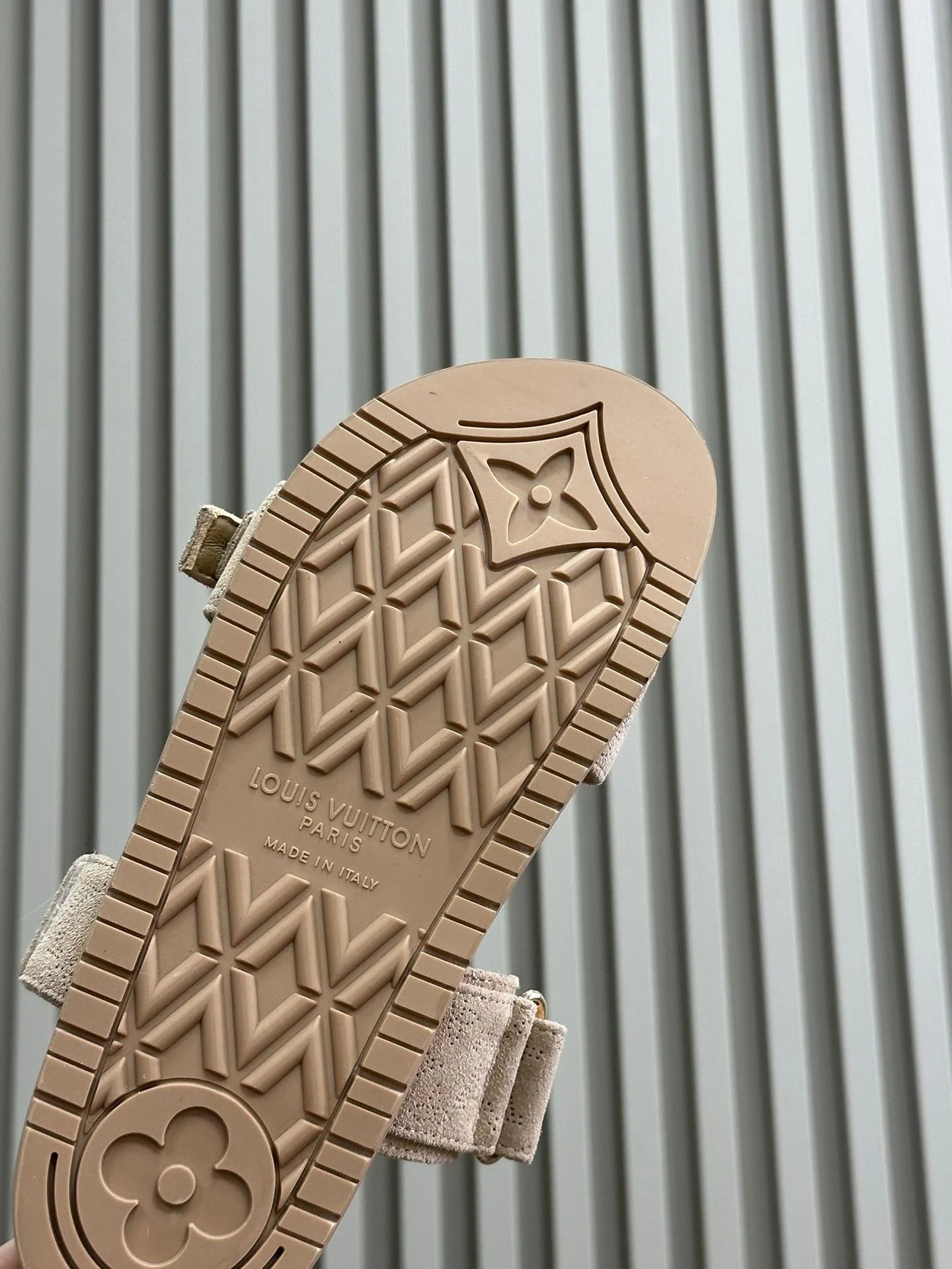 LV SANDAL
