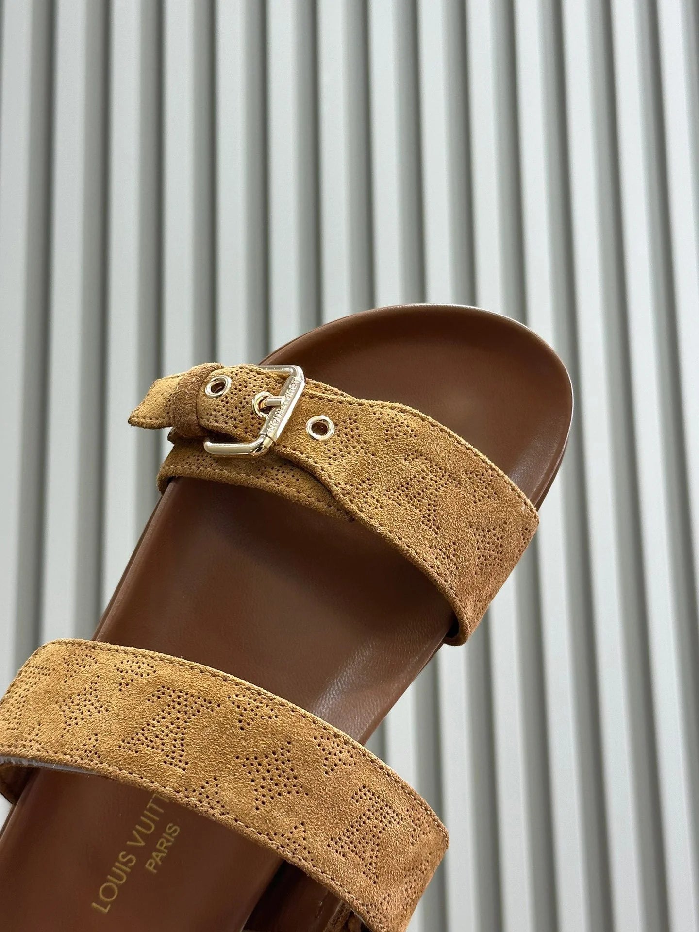 LV SANDAL