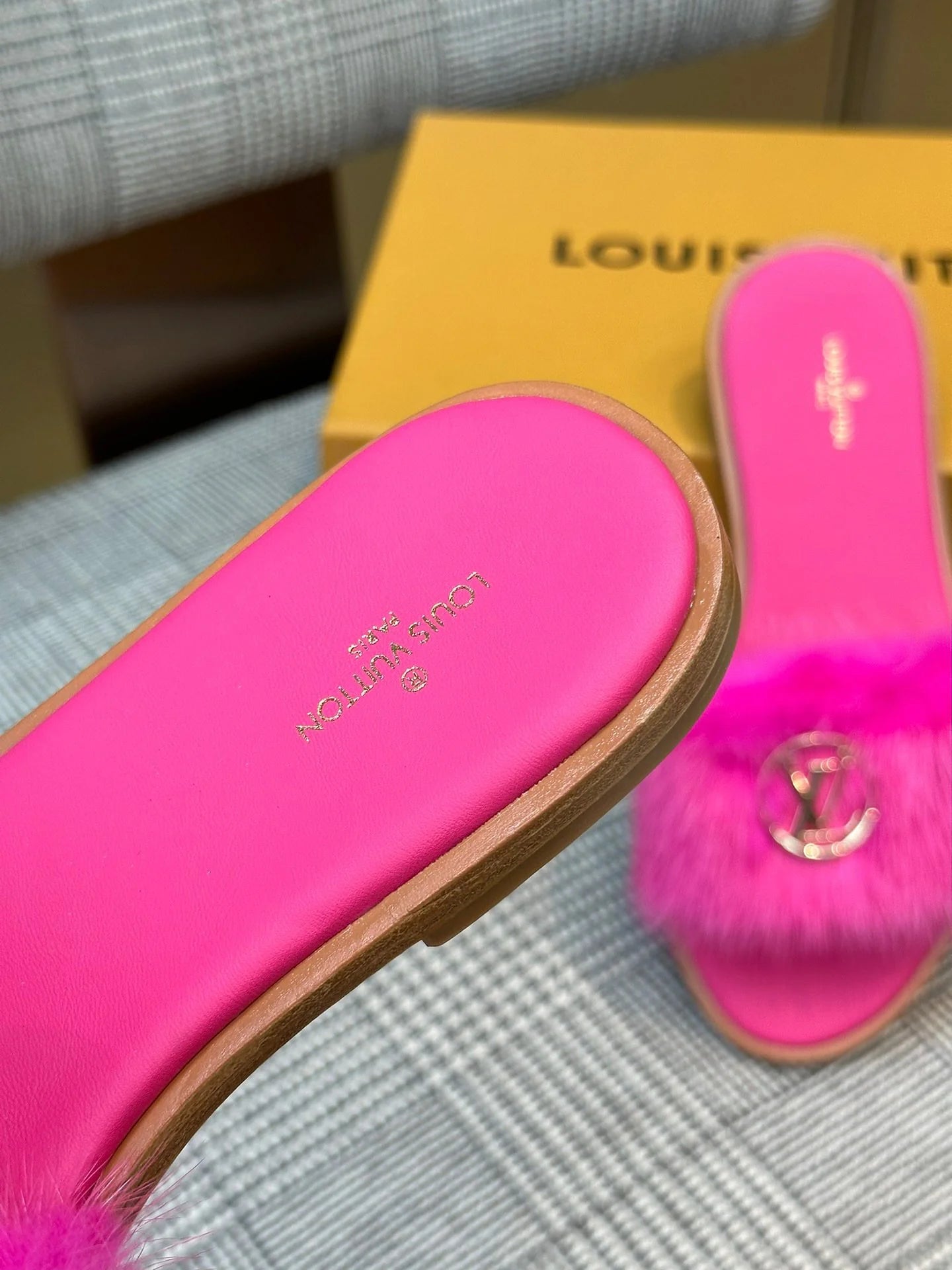 LV SANDAL