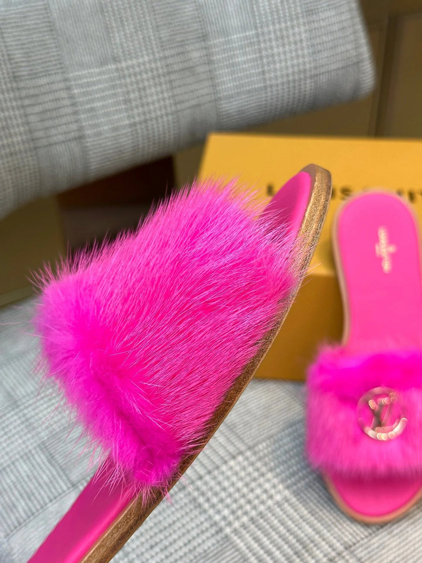 LV SANDAL