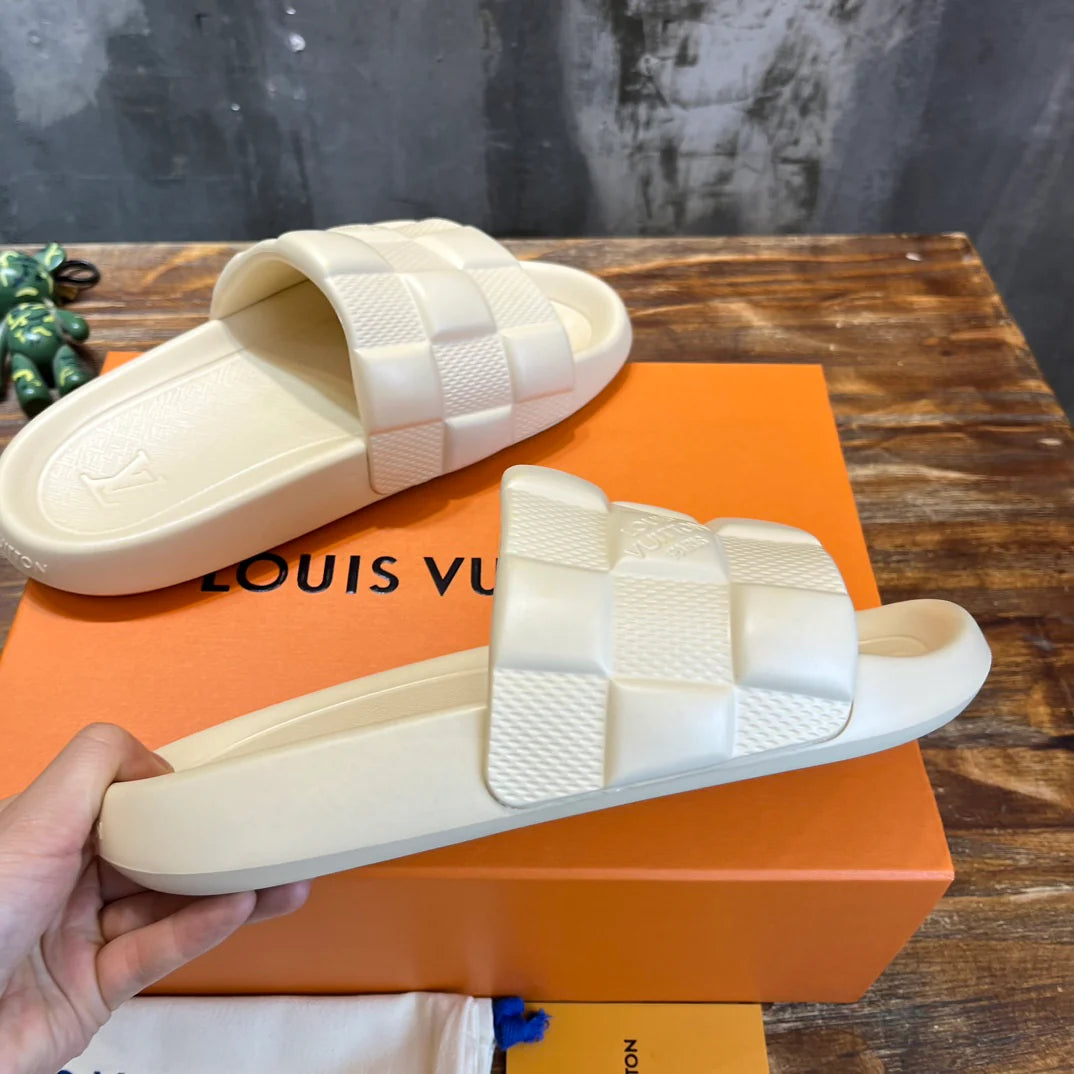 LV SANDAL
