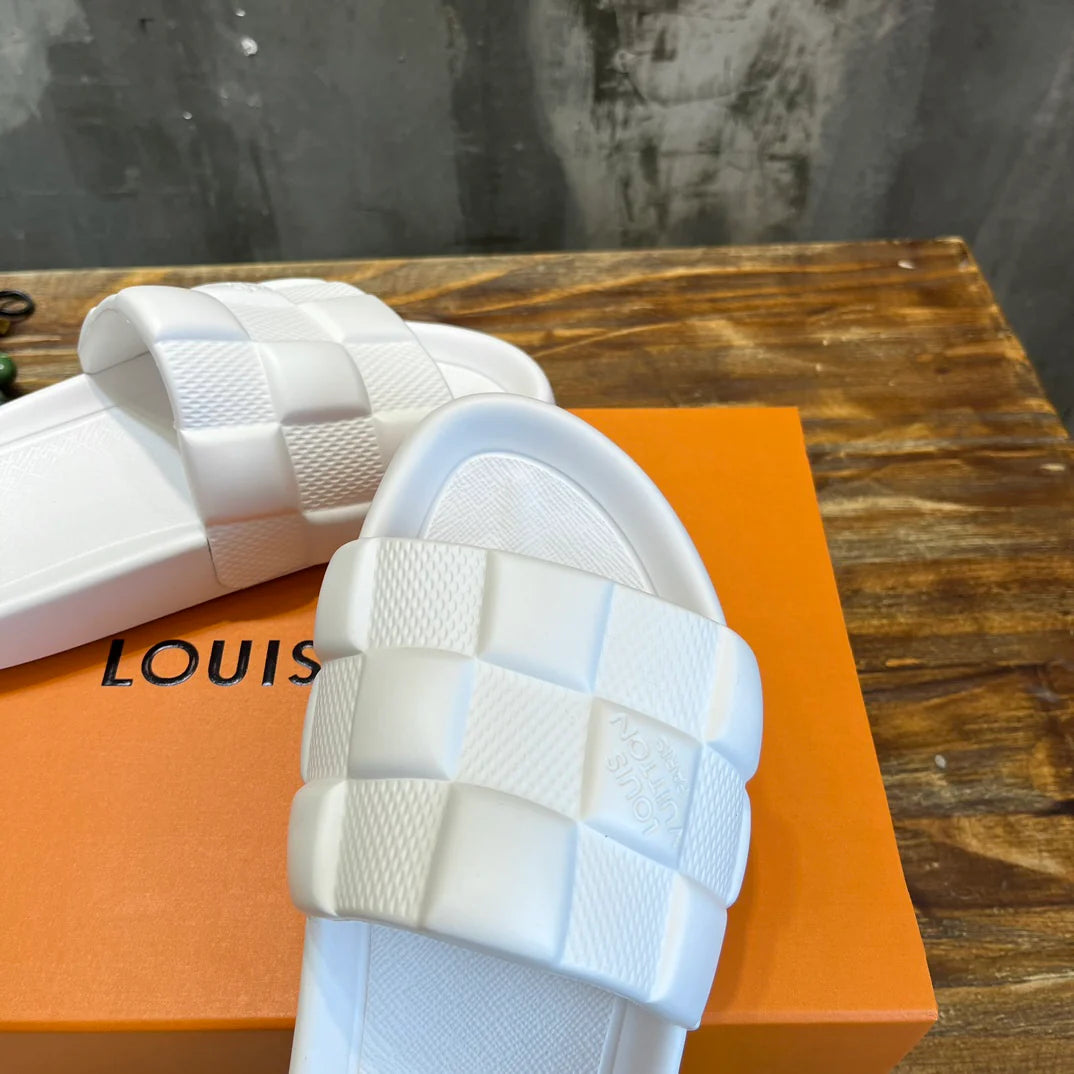 LV SANDAL