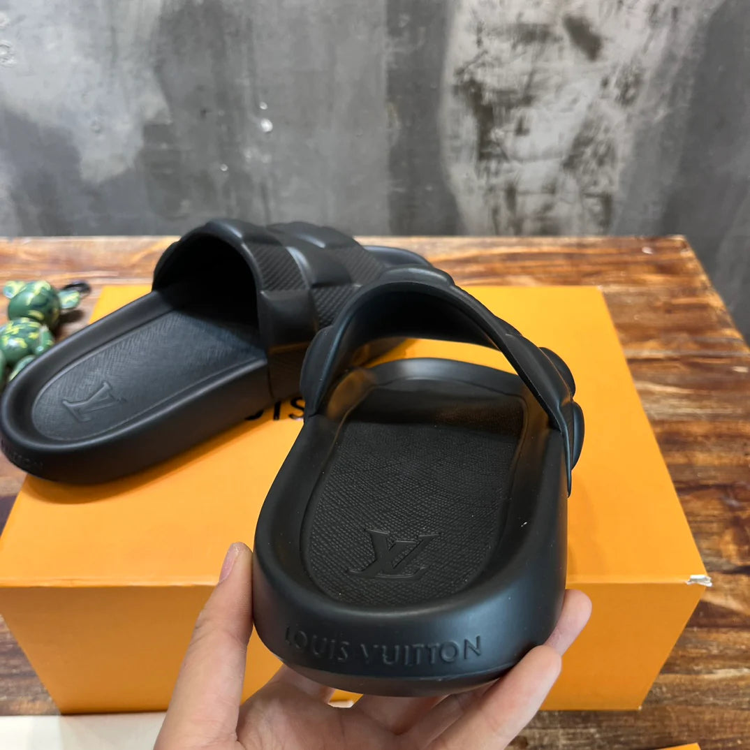 LV SANDAL