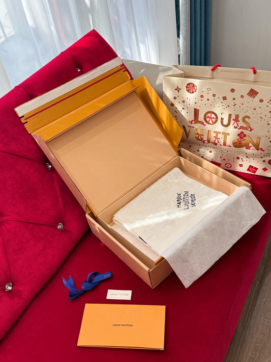 LV SCARF