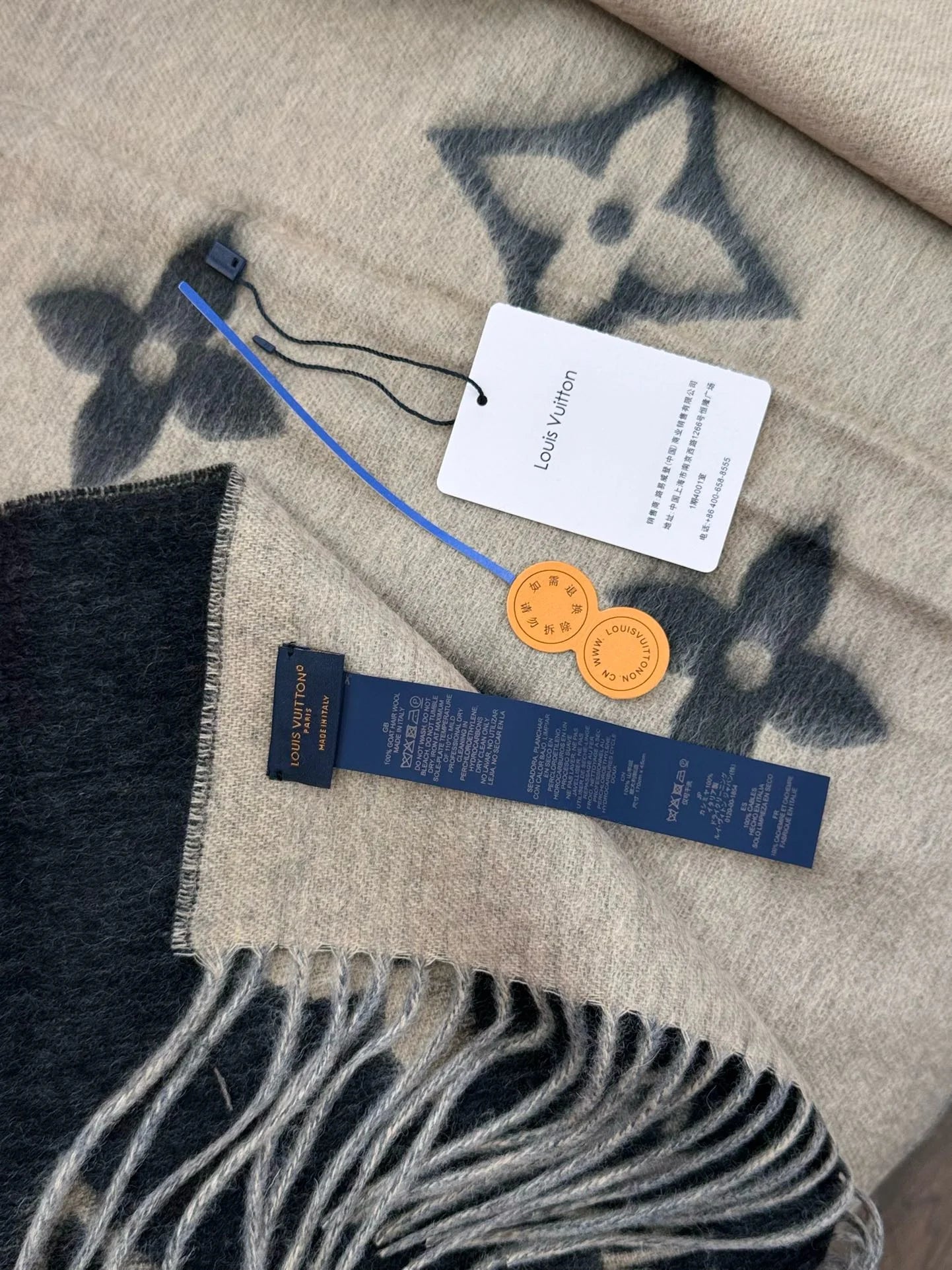 LV SCARF