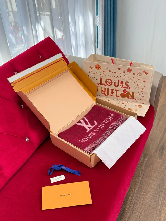 LV SCARF
