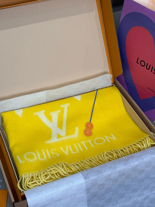 LV SCARF