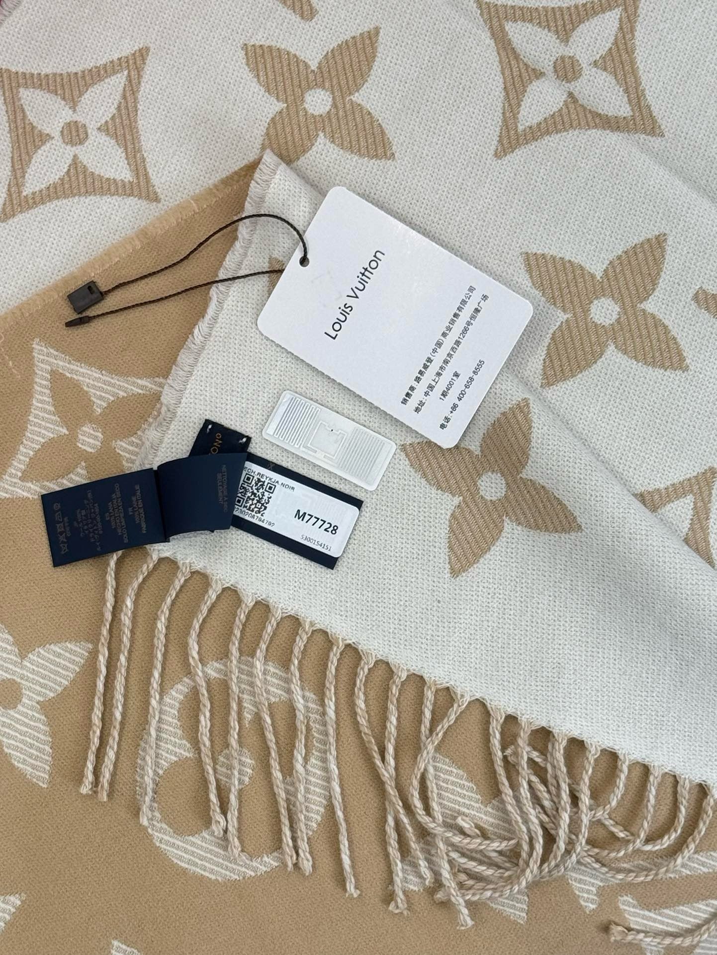 LV SCARF