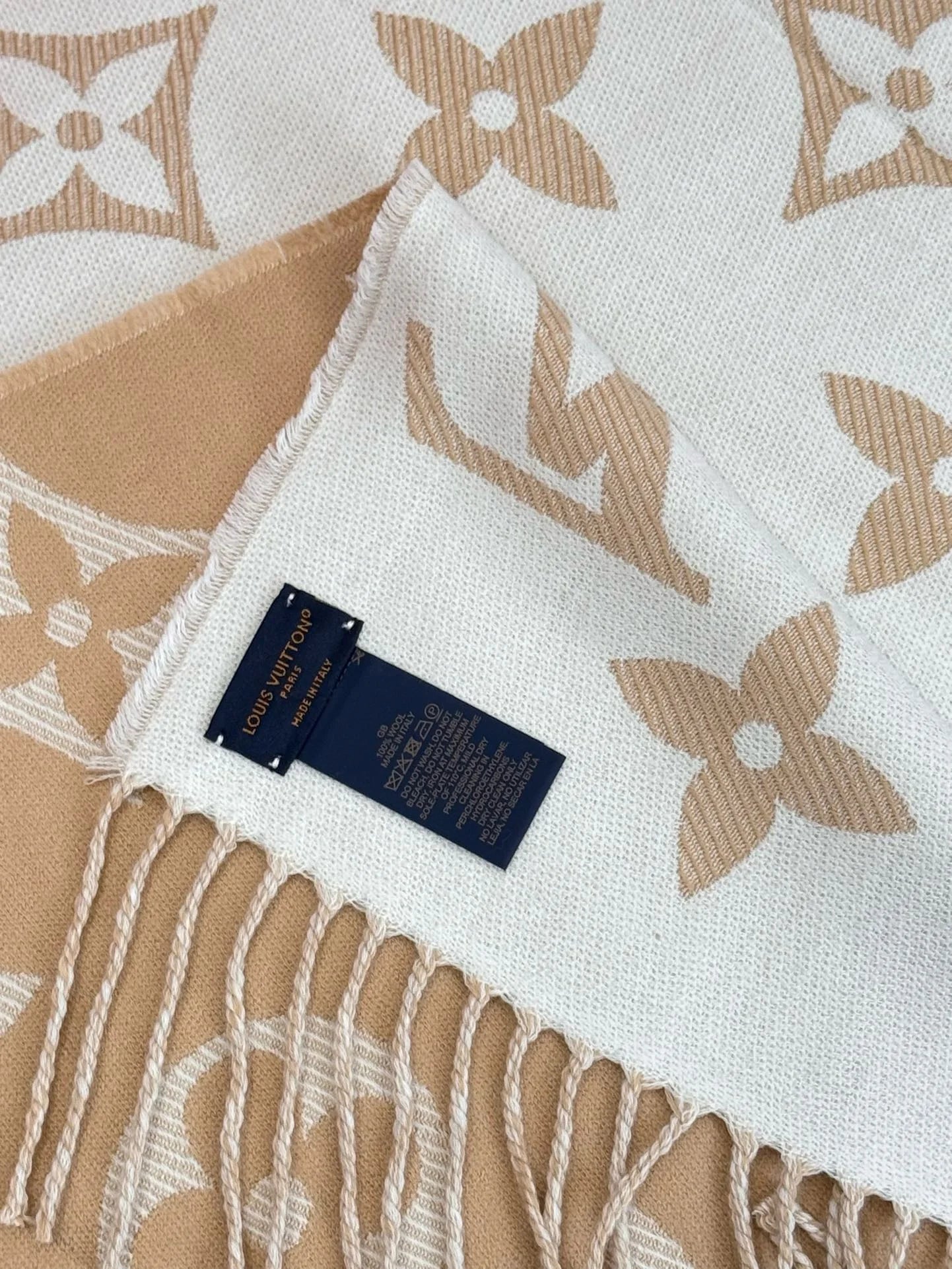 LV SCARF