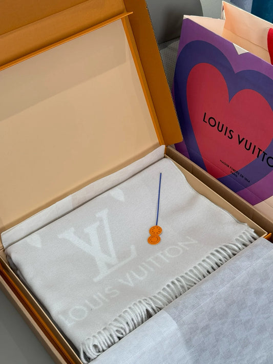 LV SCARF