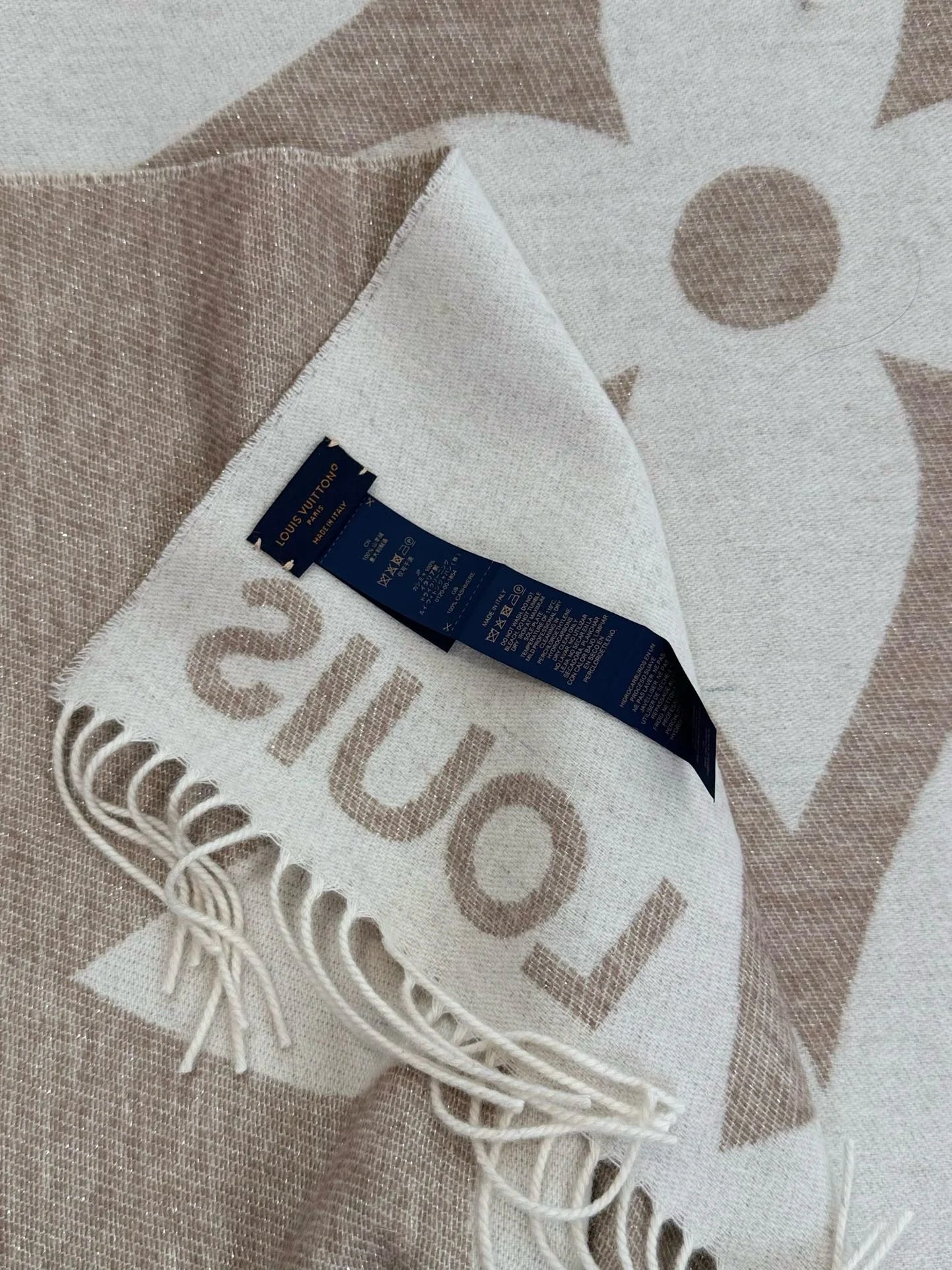 LV SCARF