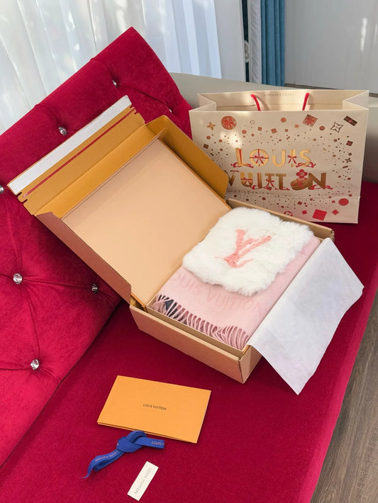 LV SCARF