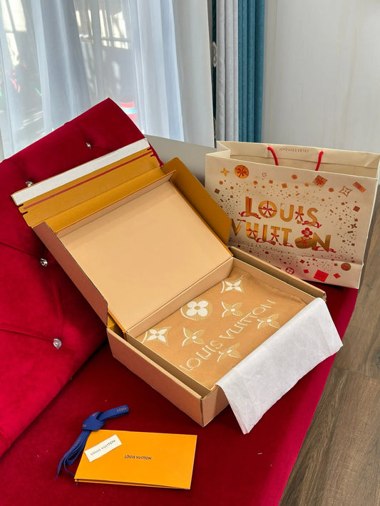 LV SCARF