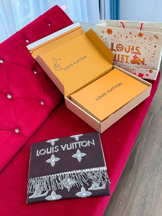 LV SCARF